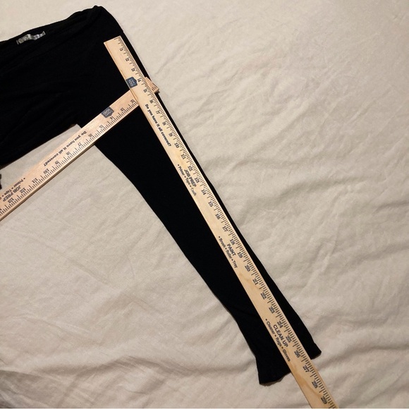 Avani Black Fitted Long Sleeve Blouse - Picture 3 of 6